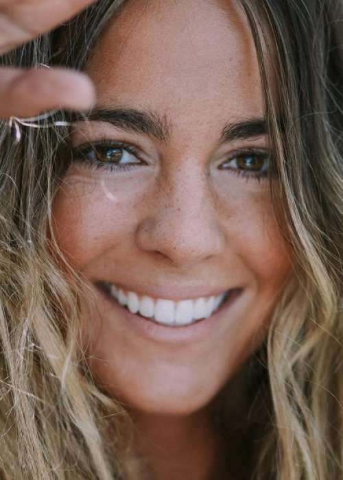 Cartel de Concierto de Sofía Ellar en Pamplona/Iruña