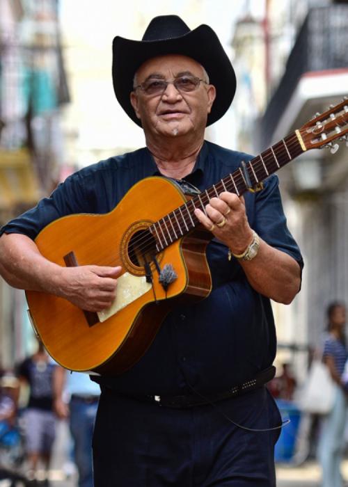 Concierto de Eliades Ochoa en Sant Cugat del Vallès