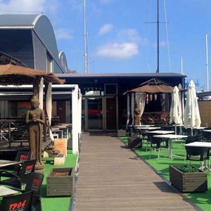 Pantalán Rest Club. Restaurante y Sala de Conciertos.