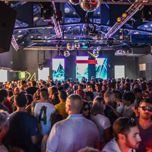 Metro Dance Club