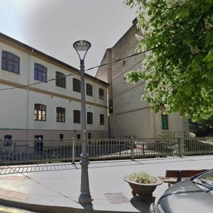 PLAZA LAS ESCUELAS