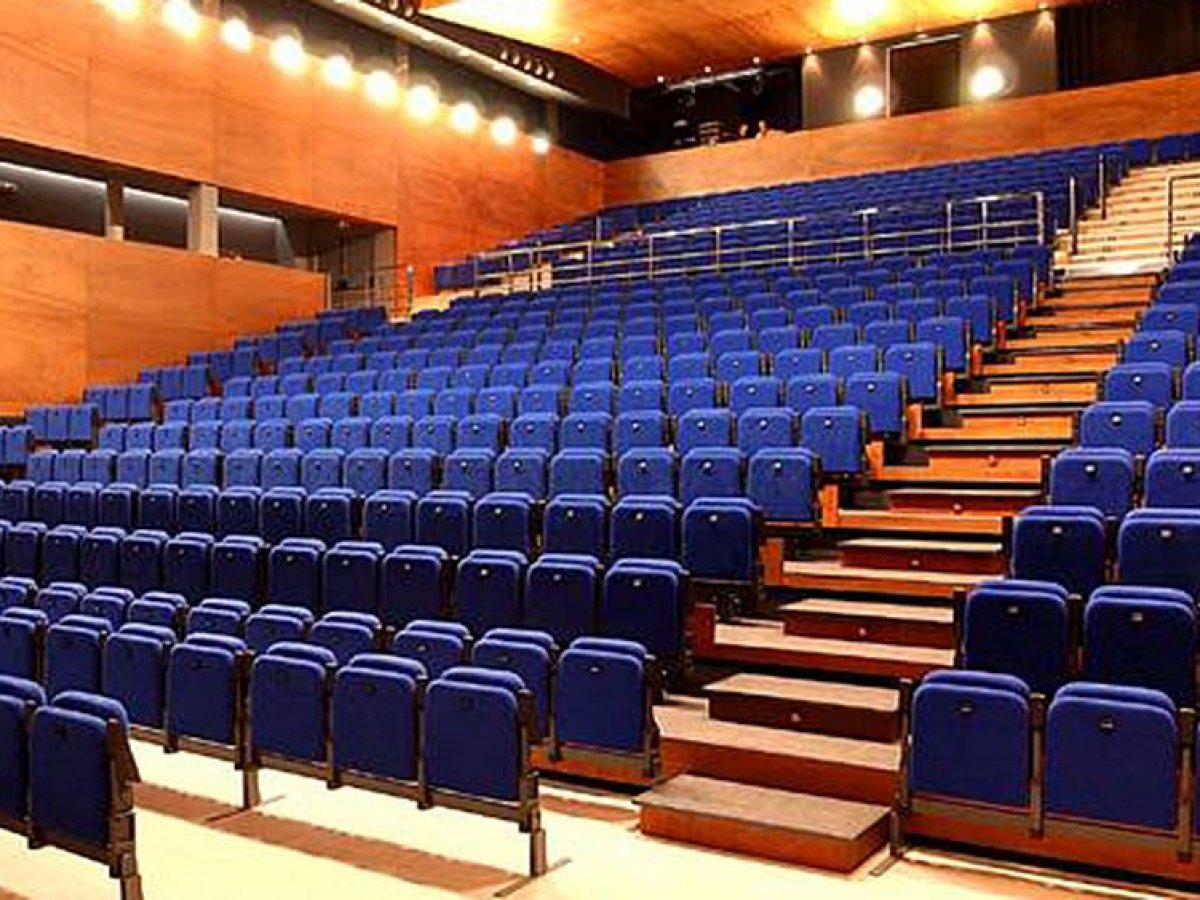 Casa de la Cultura de Burlada (Auditorio)