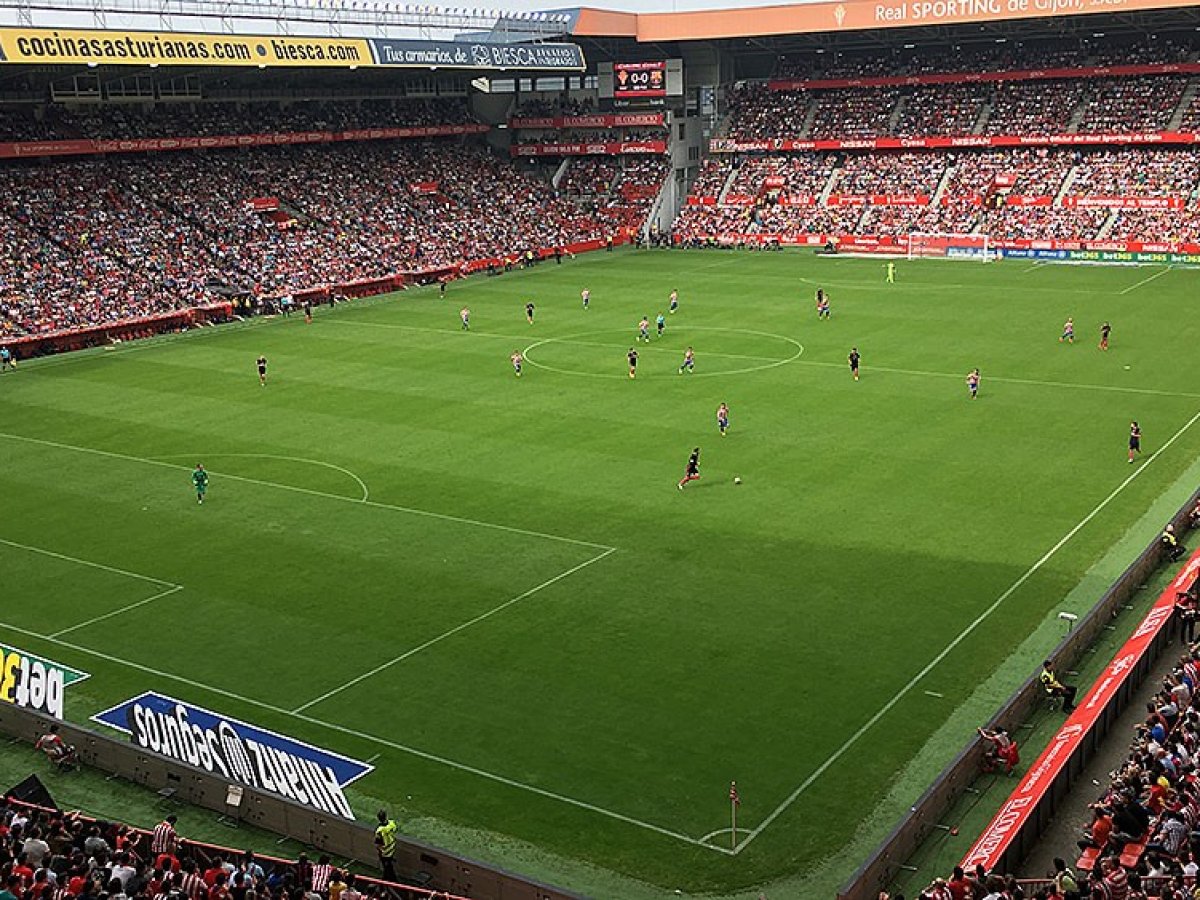 Estadio El Molinón de Gijón