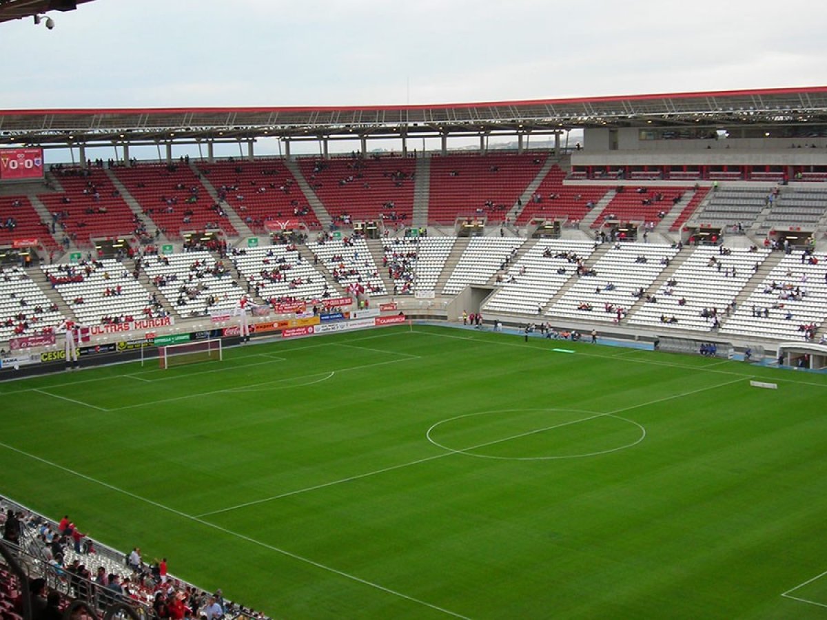 Estadio Enrique Roca (Nueva Condomina)