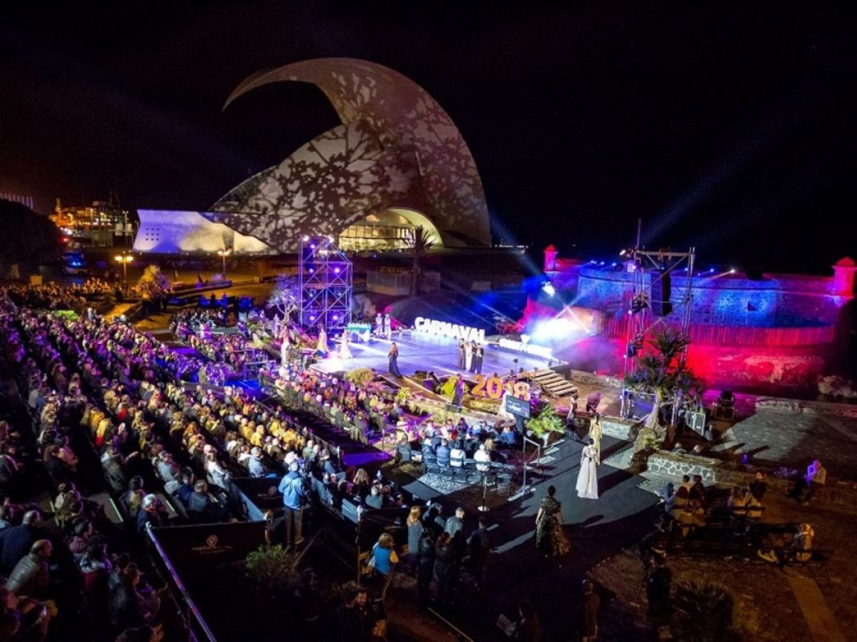 Plaza Alisios (trasera del Auditorio de Tenerife Adán Martín)