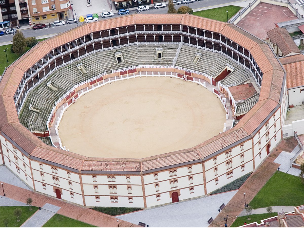 Plaza de Toros de El Bibio (Gijón Arena)