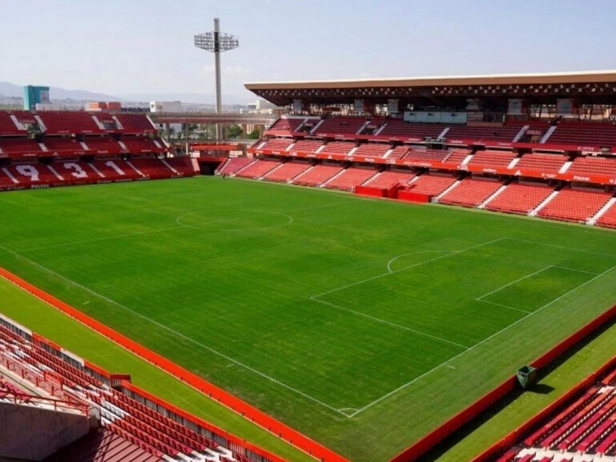 Nuevo Estadio Los Carmenes