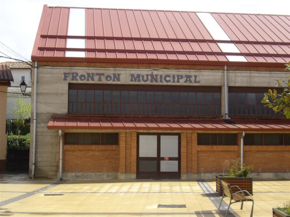 Pilotalekua / Frontón