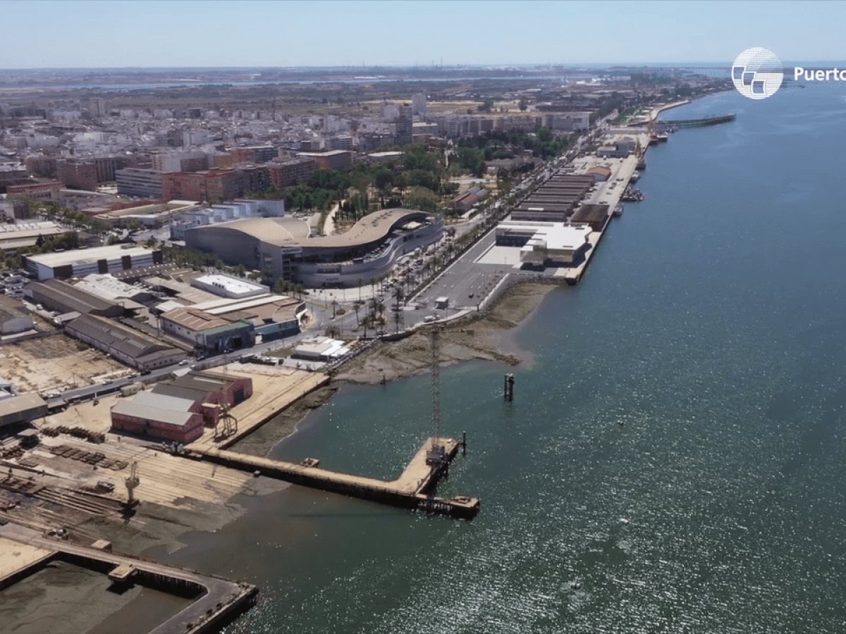 Muelle de Levante Huelva