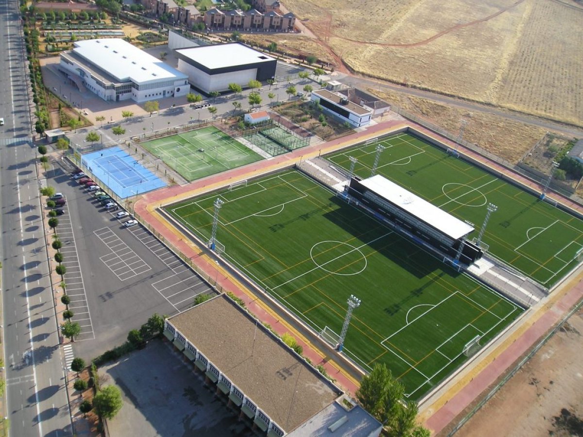 Campo de Futbol Virgen de la Cabeza de Valdepeñas
