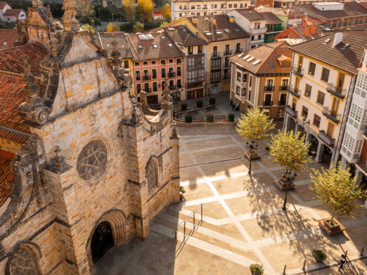 Plaza San Severino de Balmaseda