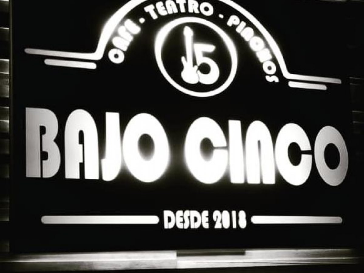 Café Teatro Bajo 5