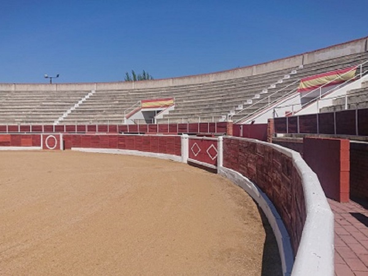 Plaza de Toros de Nava de la Asunción