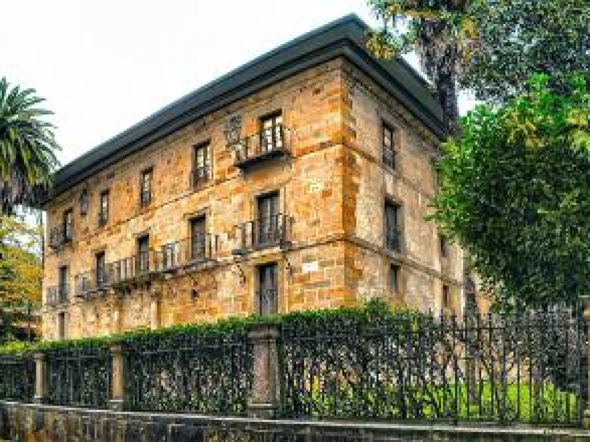 PALACIO HORKASITAS