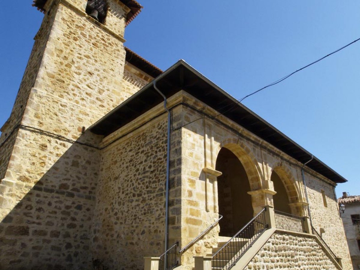 Plaza Santa Coloma, Angostina