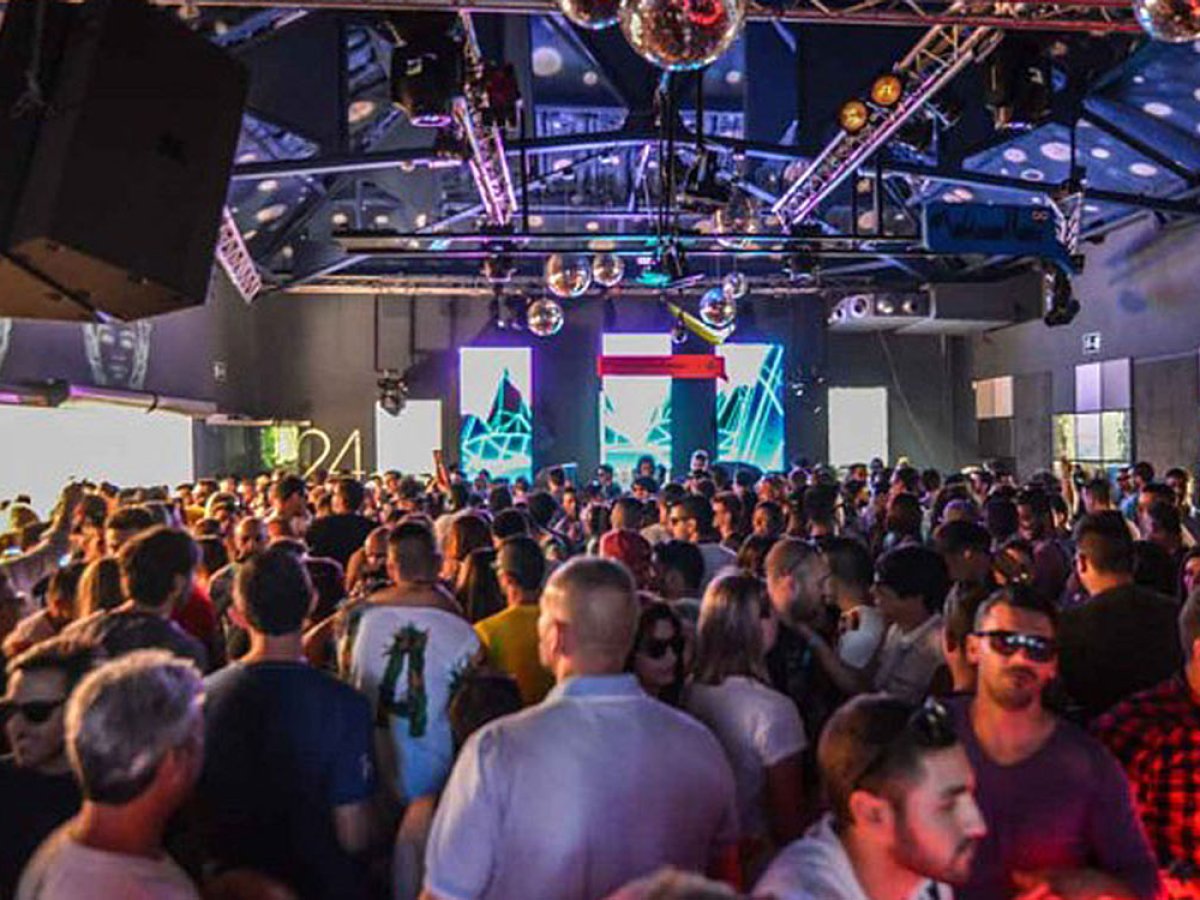 Metro Dance Club