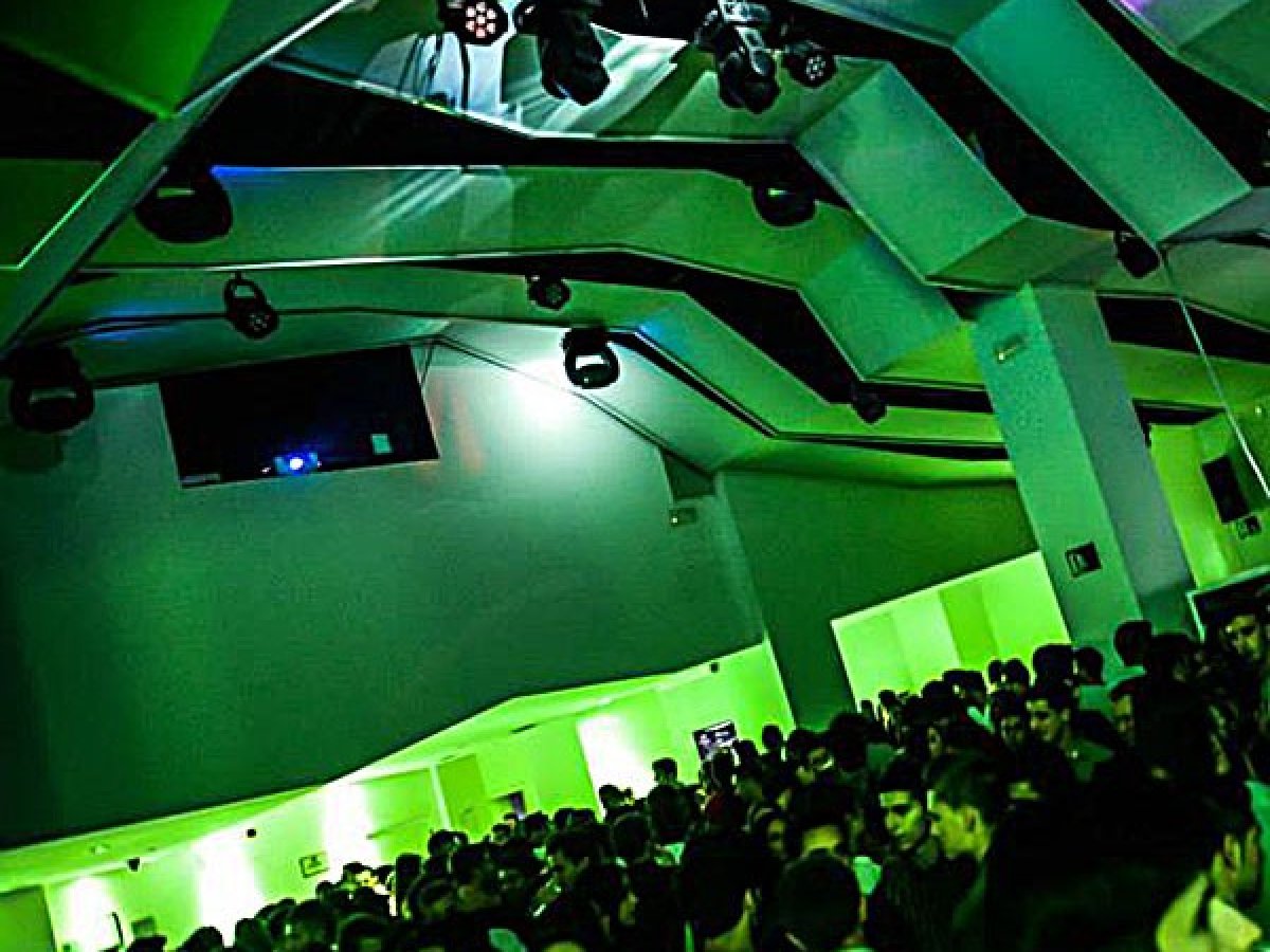 La Casona White
