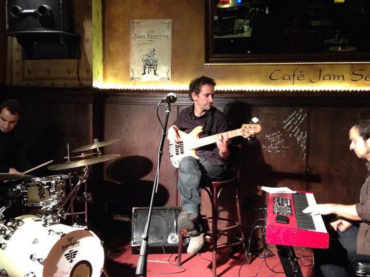 Cafe Jam Session, cafetería y sala de conciertos de Ourense