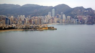 Benidorm. Avenida de la Comunidad Valenciana 1