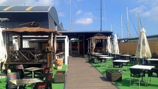 Pantalán Rest Club. Restaurante y Sala de Conciertos.