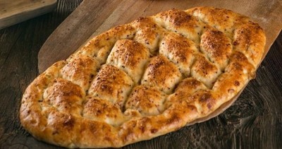 Yumurtalı Pide