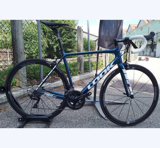 Look 785 HUEZ
