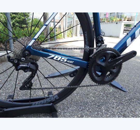 Look 785 HUEZ