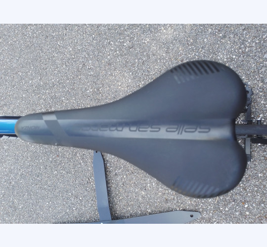 Look 785 HUEZ