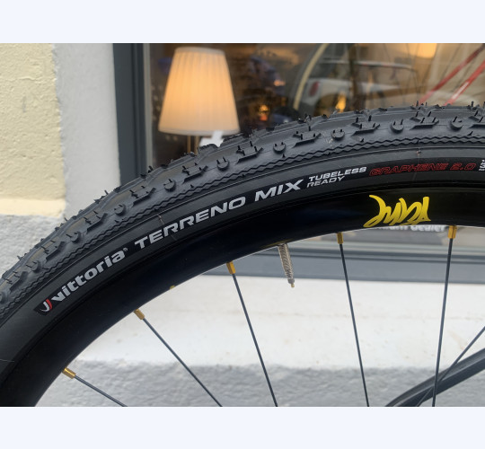 TITICI Gravel GR-01