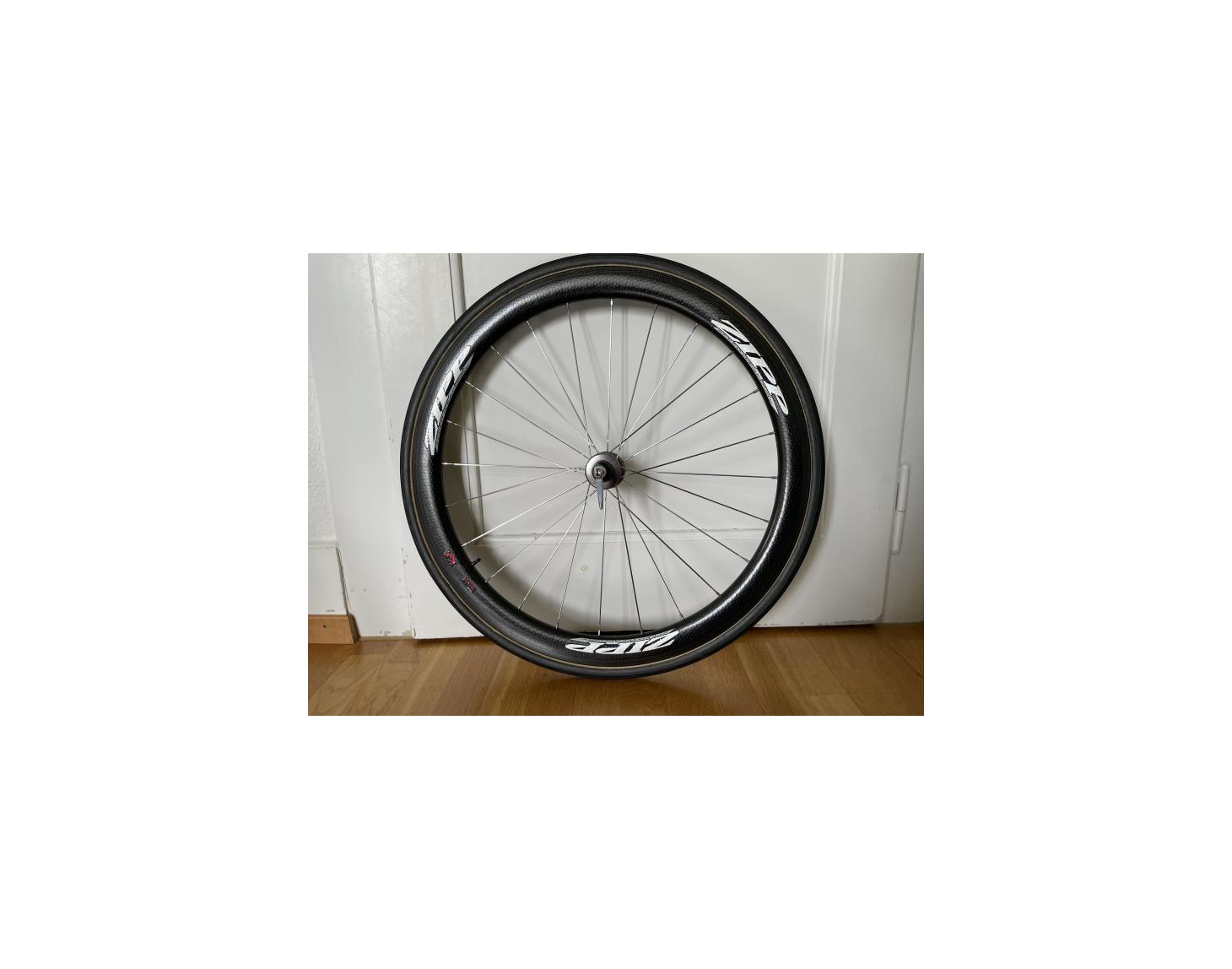 Zipp Laufräder Firecrest 303 (hinten) und 202 (vorne)