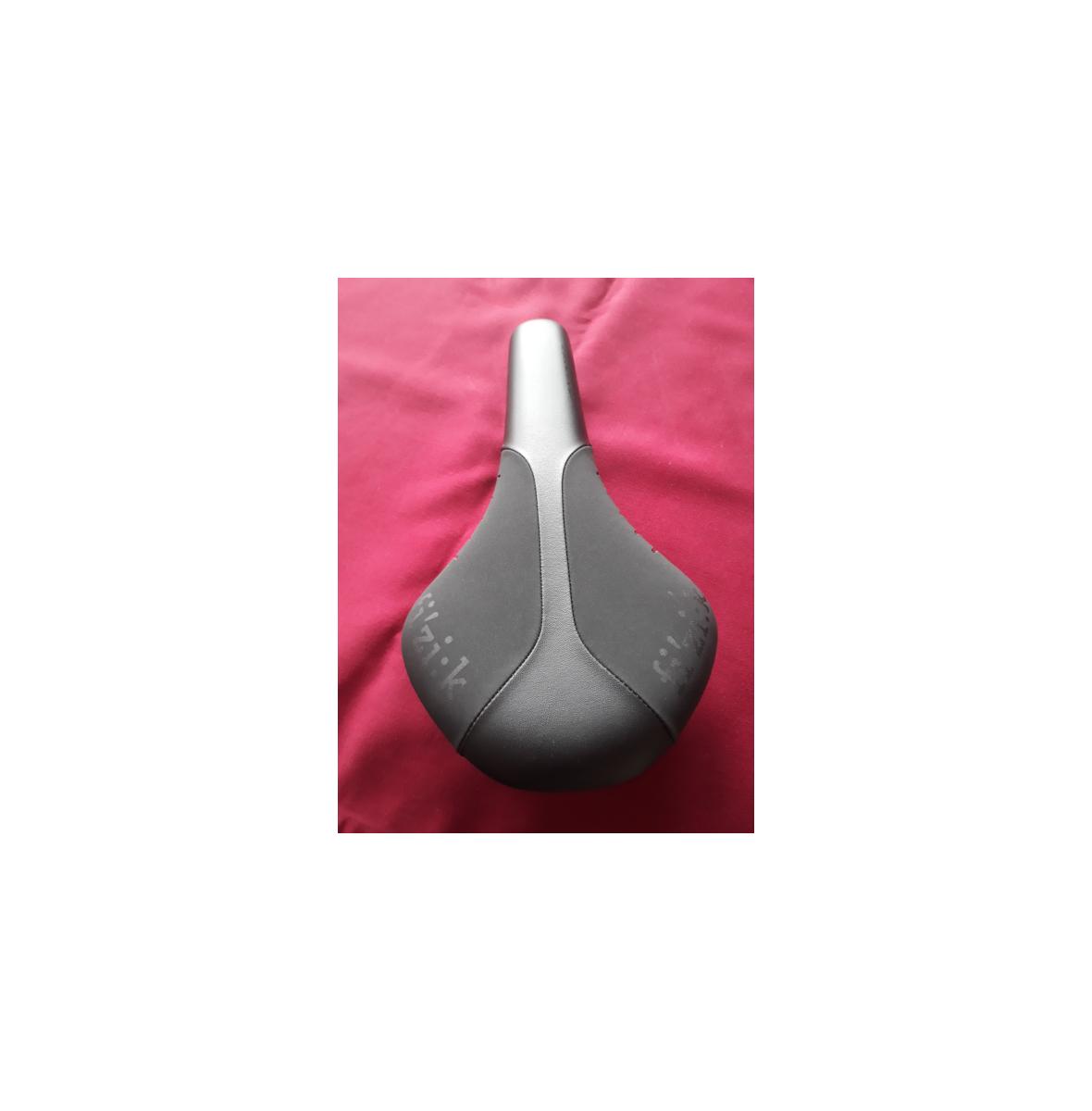 Sattel Fizik Antares R7