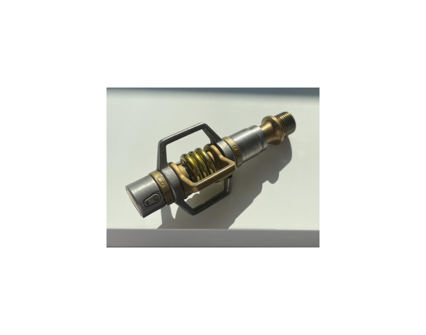 CRANKBROTHERS EGG BEATER 11 PEDALE GOLD