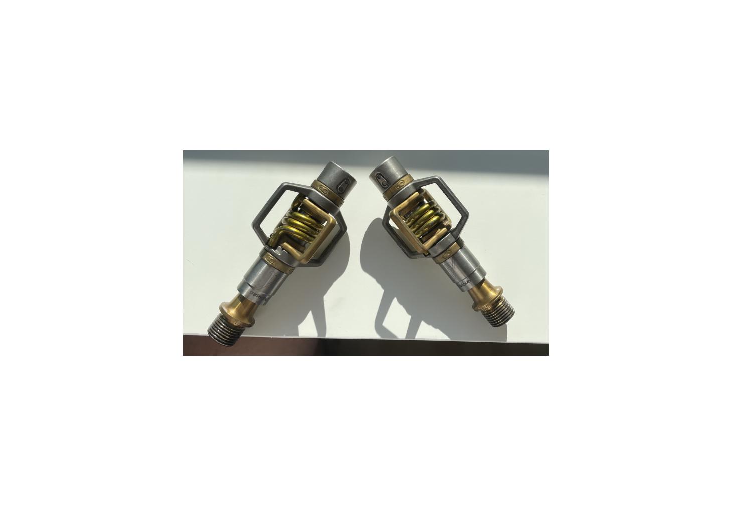 CRANKBROTHERS EGG BEATER 11 PEDALE GOLD