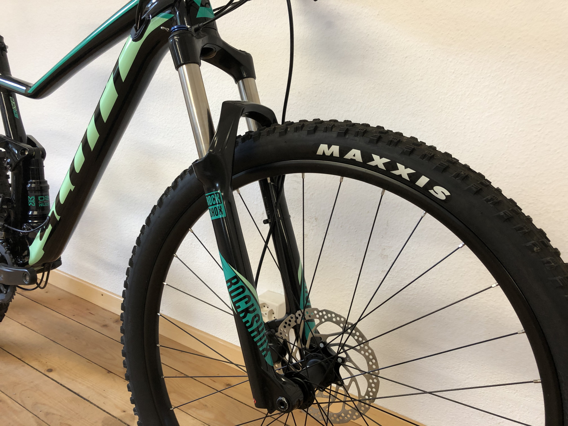 scott contessa 930 scale