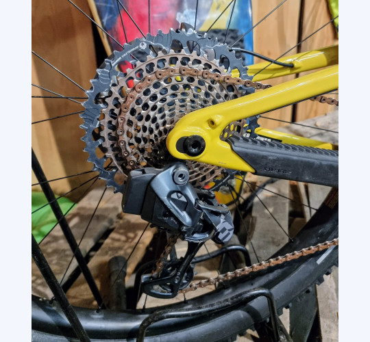 Santa Cruz Megatower CC AXS