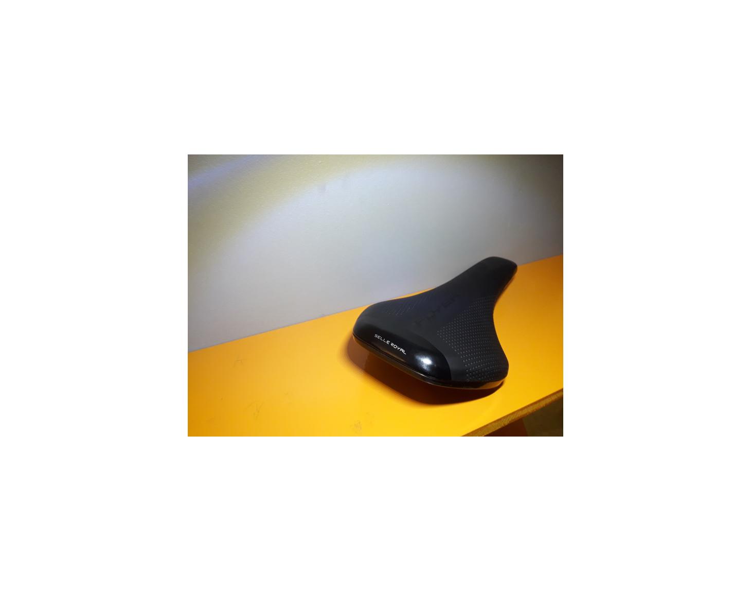 Sattel Bikesattel Flyer Selle Royal original schwarz NEU
