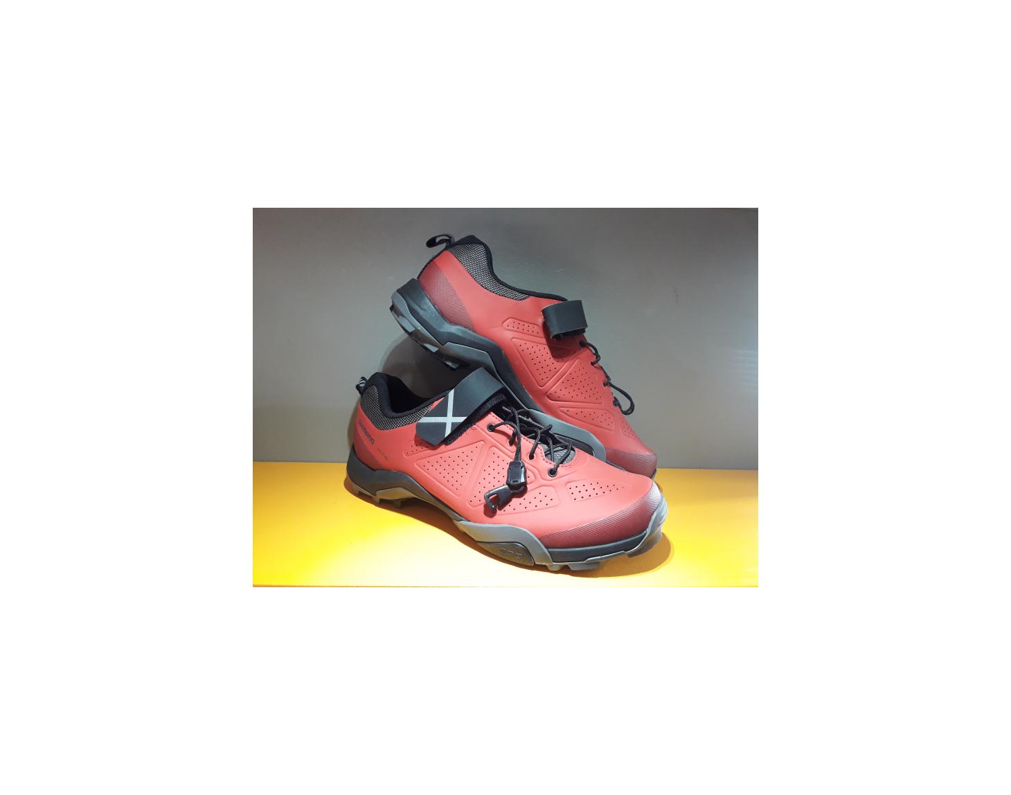 Schuhe Veloschuhe Bikeschuhe Klickschuhe Shimano SPD MT5 42