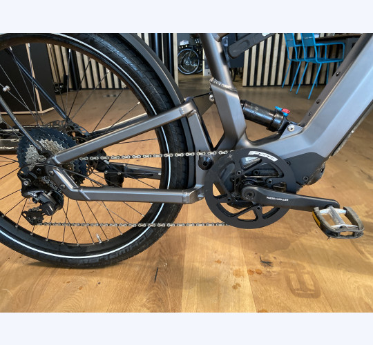 Riese & Müller Delite GT touring HS