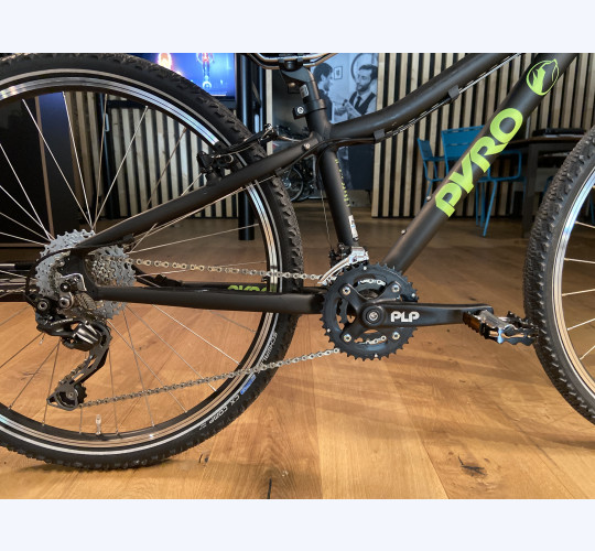 Pyro TWENTYSIX, 2x10 Shimano Deore
