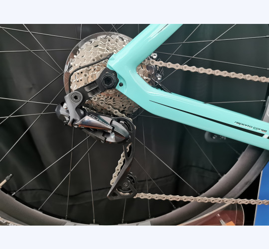 Bianchi Aria E-road