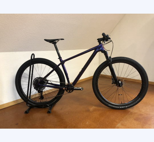 TREK Pro Caliber 9.8 SL P1