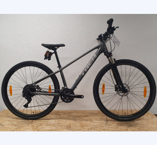 TREK Dual Sport 4