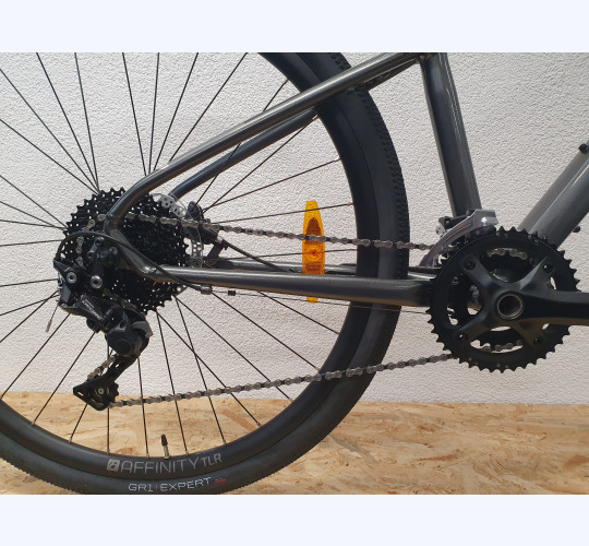 TREK Dual Sport 4