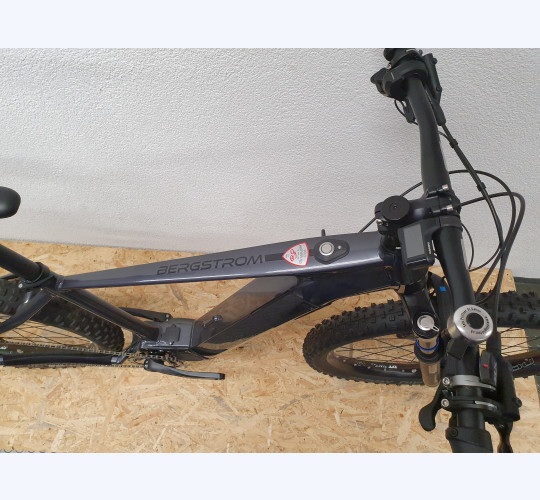 Bergstrom ATV 7 740