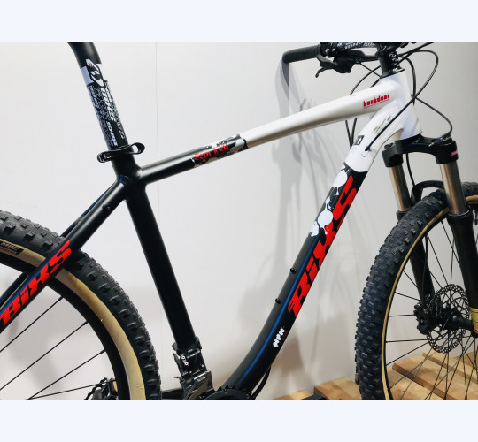 BiXS Splash 100 black/white 19"