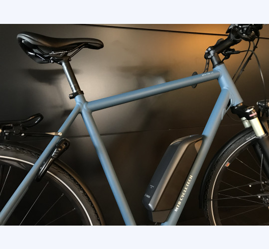 MTB Cycletech > Pura Vida Luz Man Bosch 45 Deore 1x10