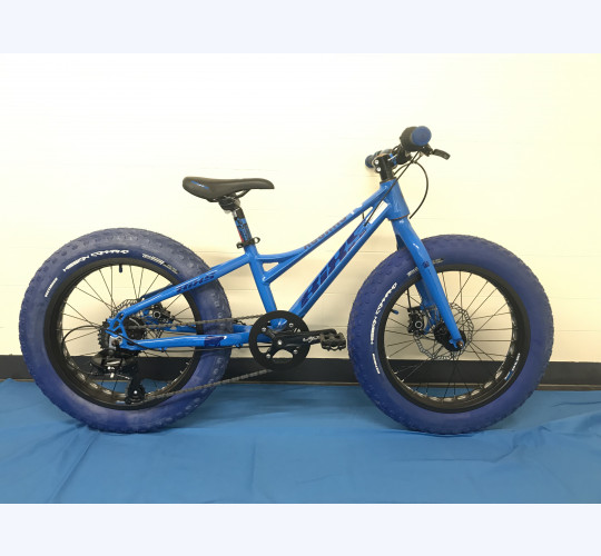 BiXS Traction Chubby