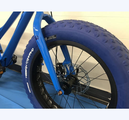 BiXS Traction Chubby