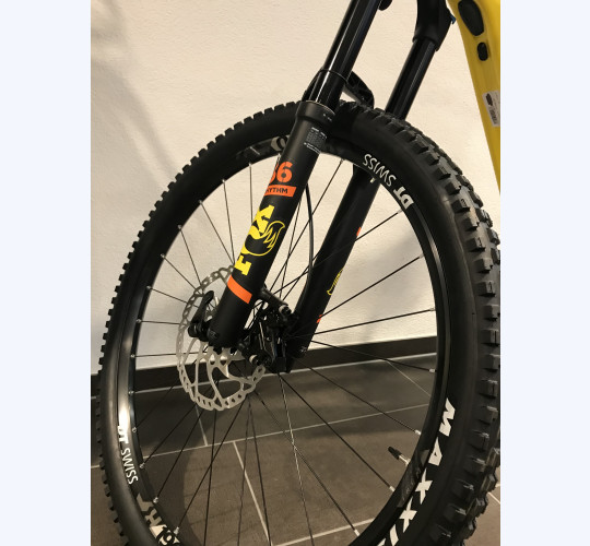 Mondraker Level R
