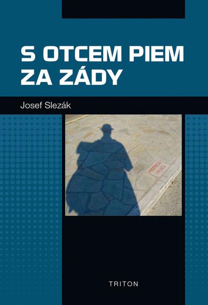 Levně S otcem Piem za zády
